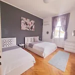 Apartment Martini - Bacvice